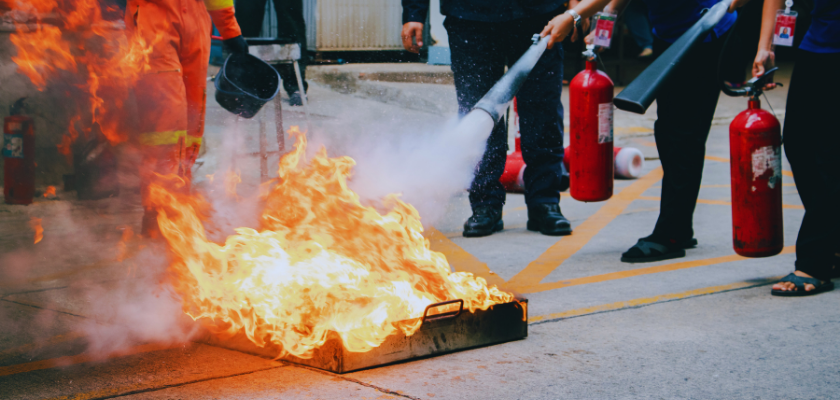 Yangın Güvenliği: İş Yerlerinde Hayat Kurtaran Önlemler 1 yangin-sondurme